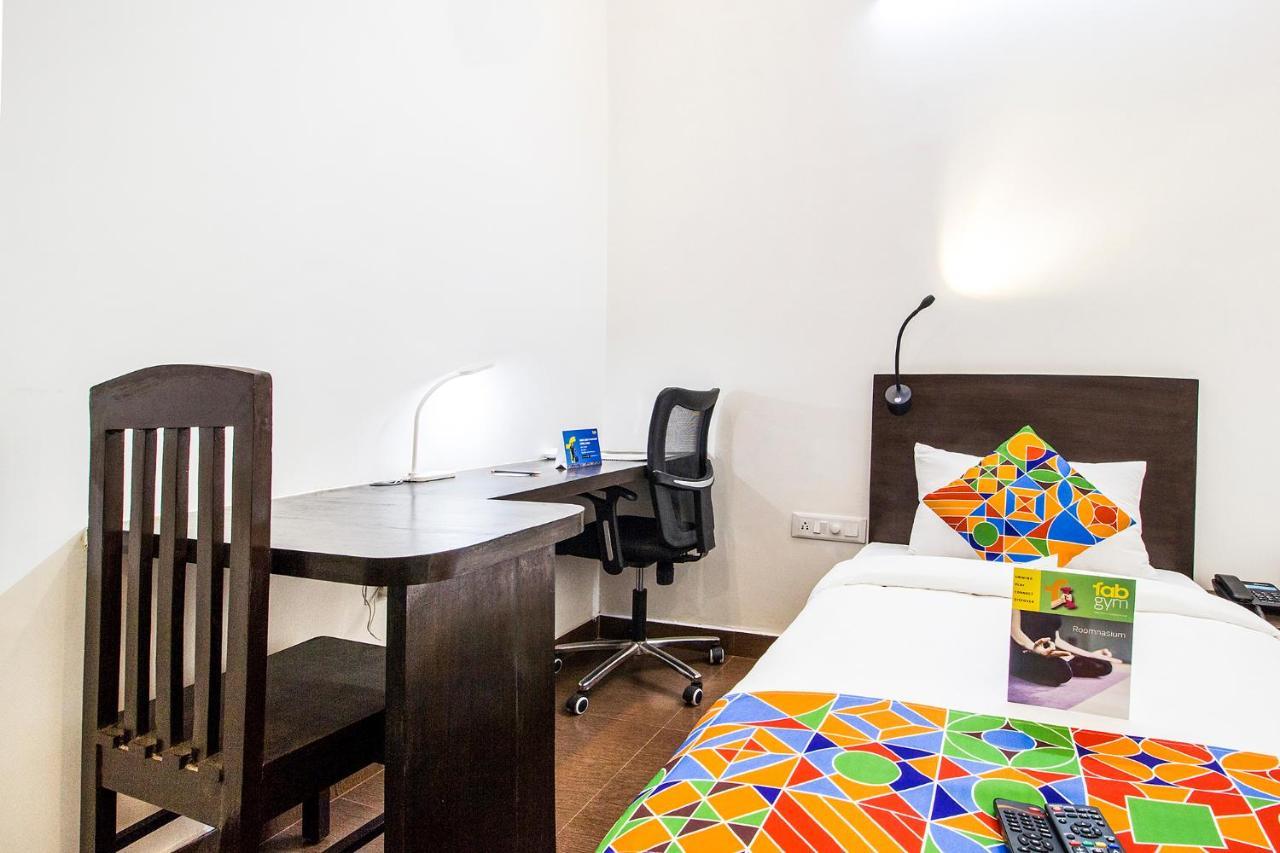 Fabexpress Tranquil Inn Gomti Nagar Λάκναου Εξωτερικό φωτογραφία